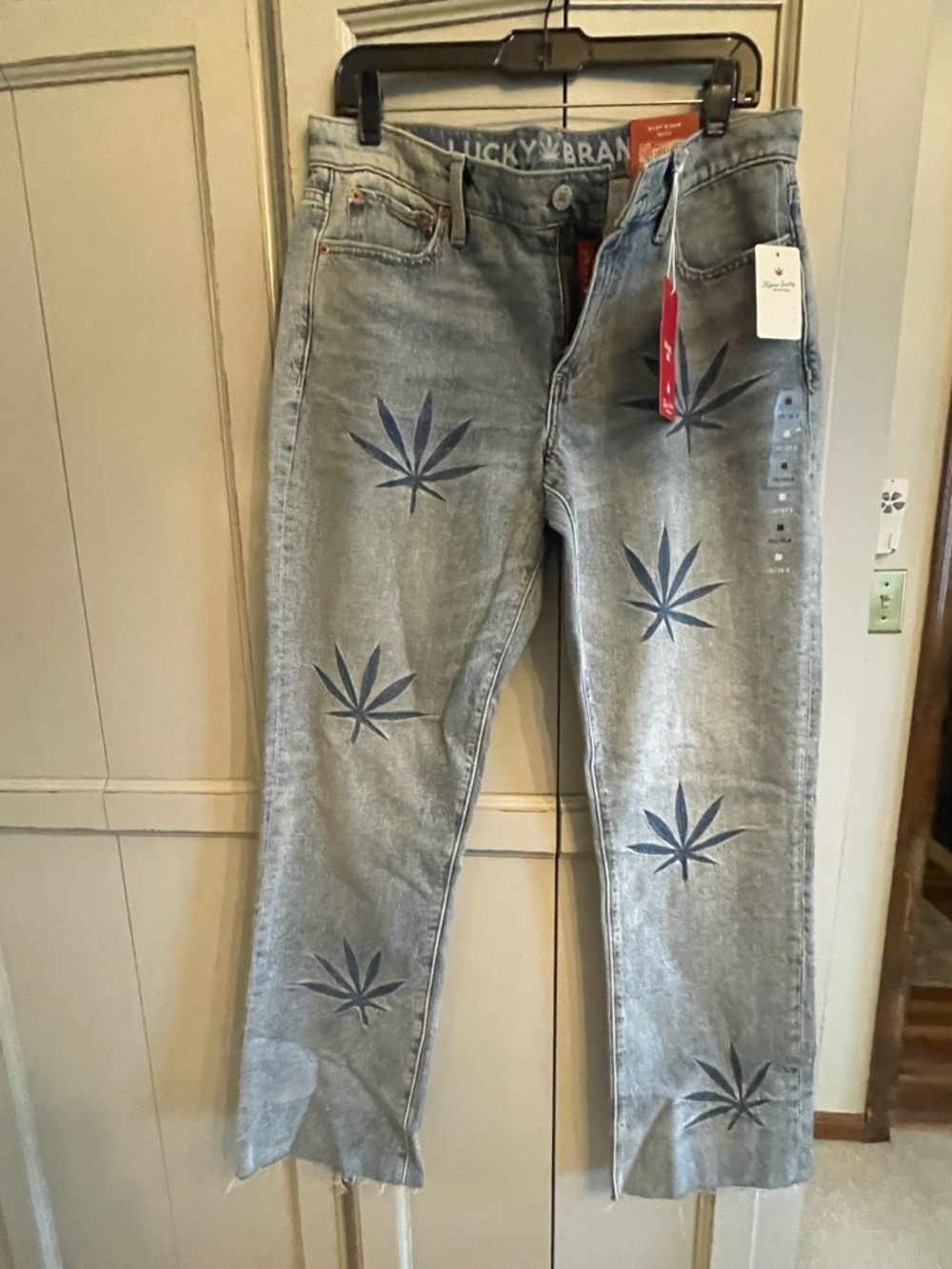 Lucky Legend Easy Rider Boot Embroidered Leaf Jeans Size 30